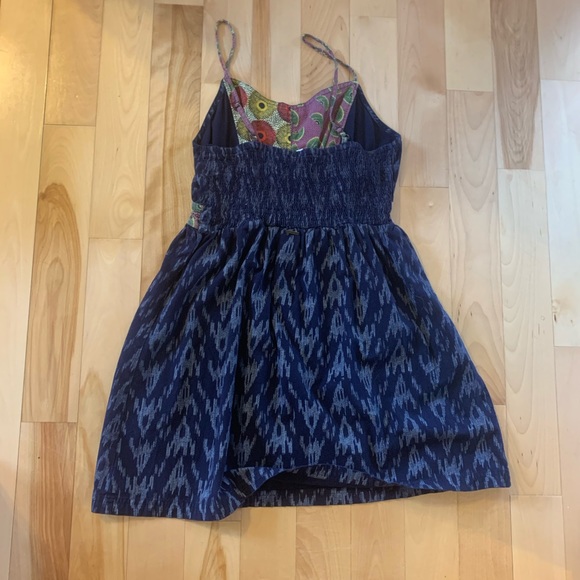 Element dress - Picture 2 of 4